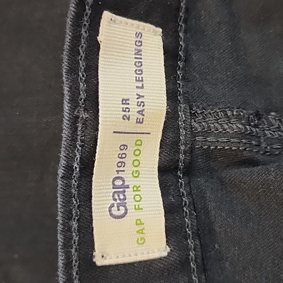 NWT Gap Easy Leggings Black, Size 25R - Picture 13 of 15